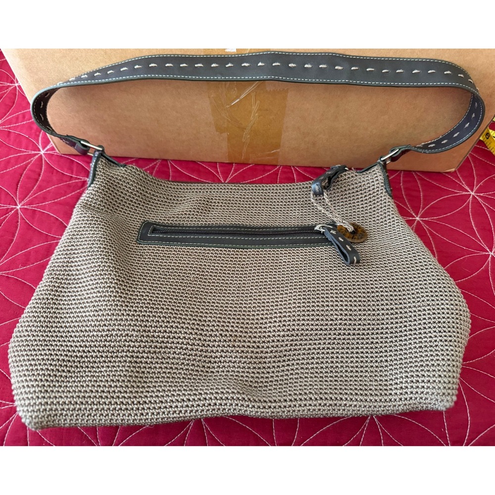The Sak Crochet Shoulder Bag Taupe Brown Knit Hobo Whipstitch Strap Zip Pocket